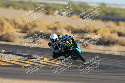 media/Nov-17-2024-CVMA (Sun) [[1fec520723]]/Race 17-Amateur Supersport Middleweight/